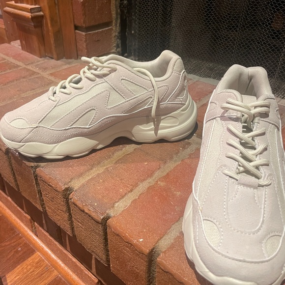 ASOS Design Chunky Sneaker - Picture 4 of 5